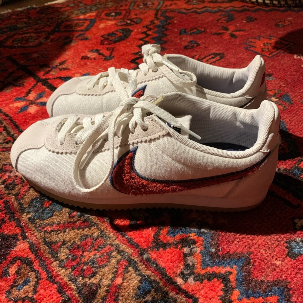 Nike cortez sneakers size 7.5